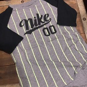 Nike T